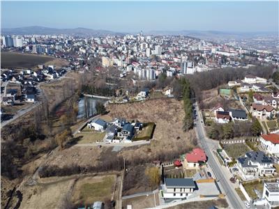 Teren 10 ari de vanzare 
